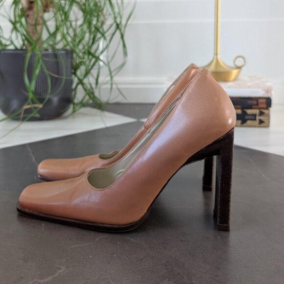 Tan Italian Leather Heels - Picture 1 of 8